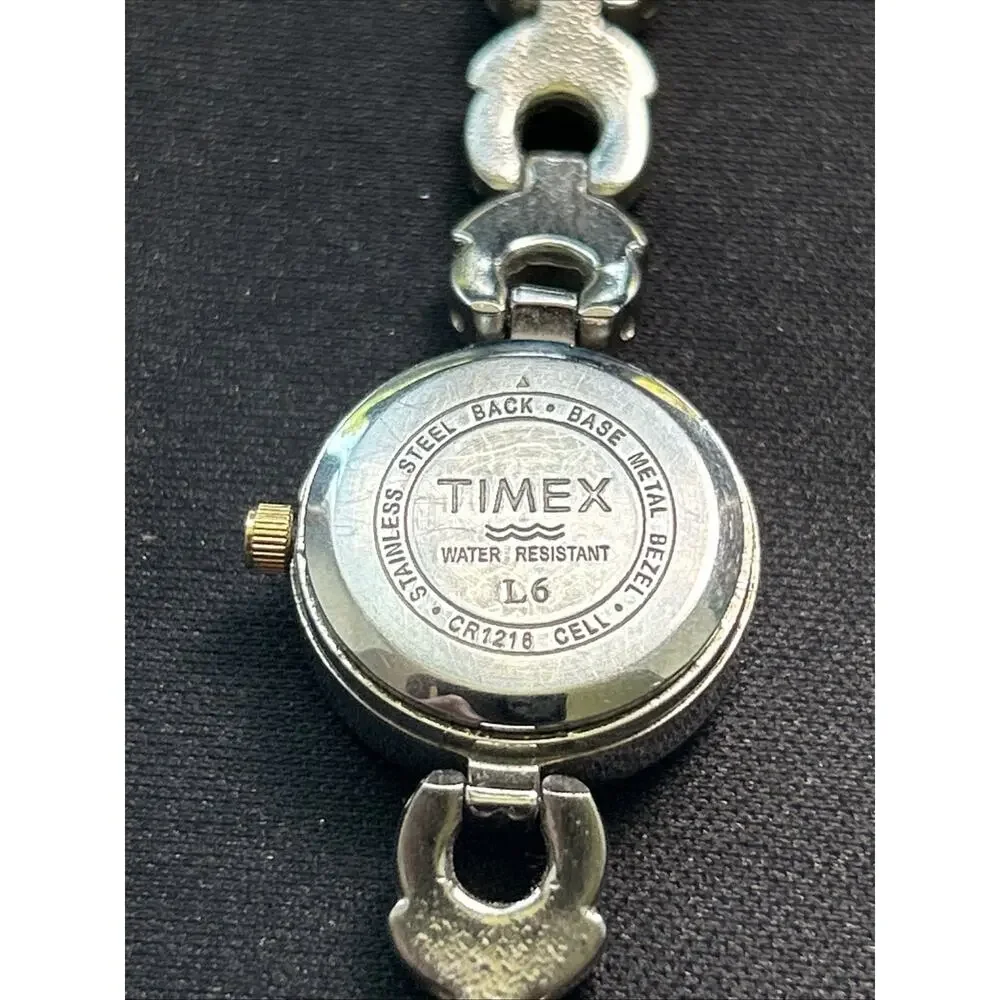 Carriage by timex